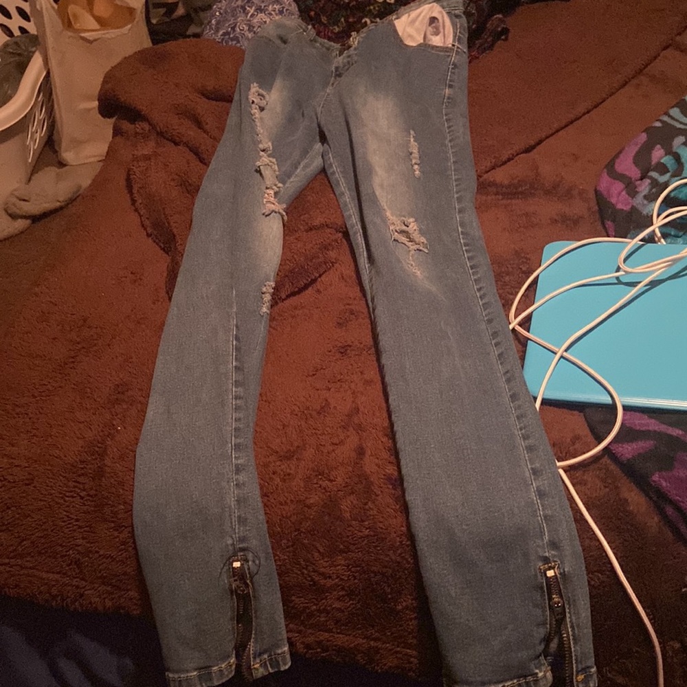 Jeans - Picture 4 of 4